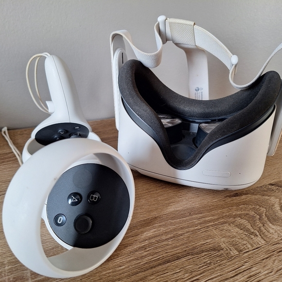 Oculus quest 2 - Picture 3 of 4